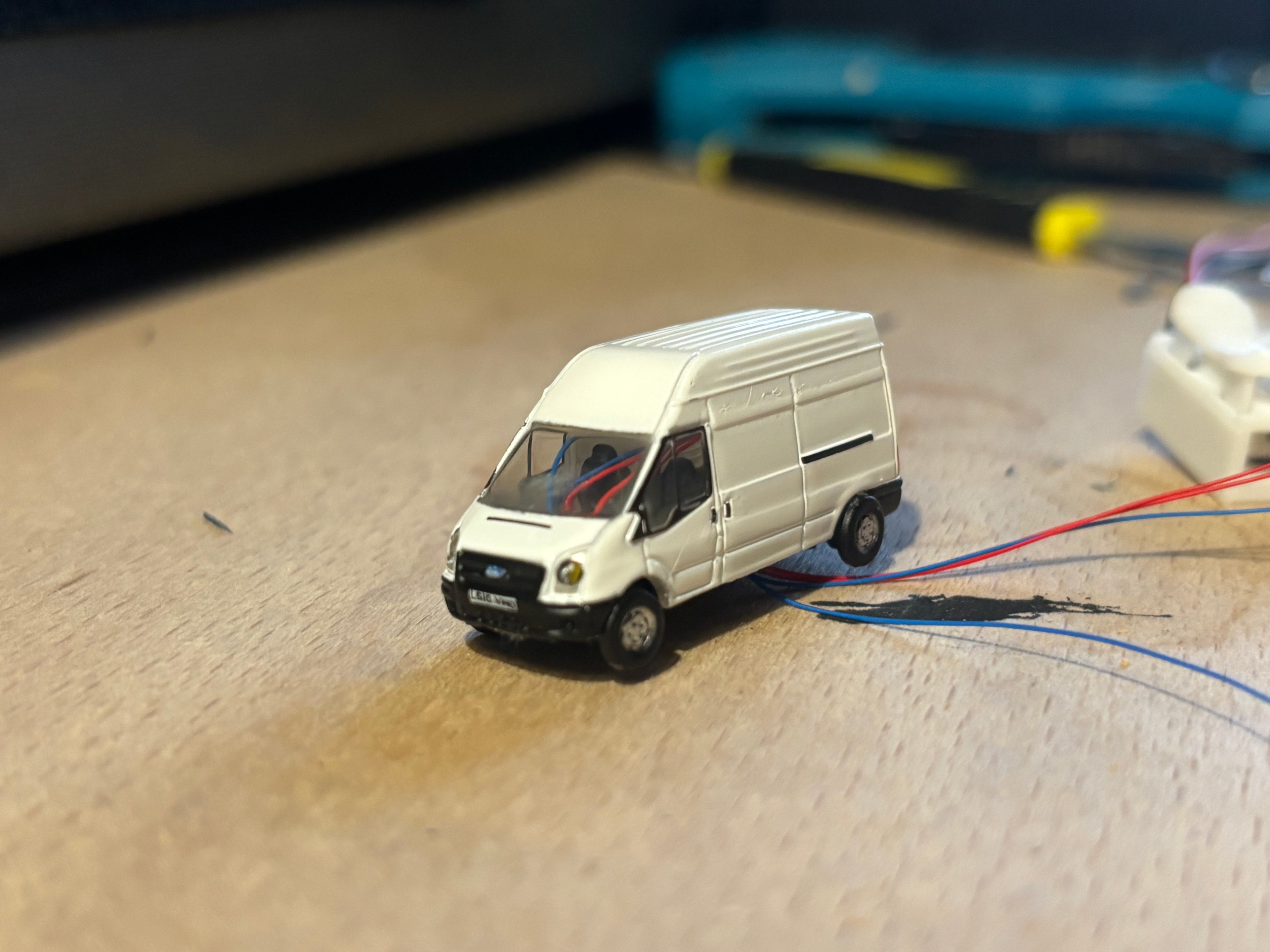 1:148 scale Oxford diecast Ford transit with headlights