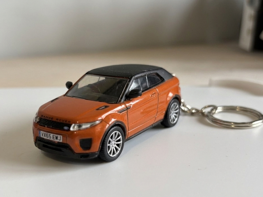 1:76 Oxford Diecast Range Rover Evoque Convertible keyring