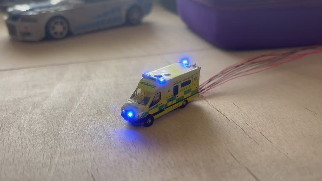 1:148 Oxford Diecast Welsh Ambulance with Flashing Blue LEDs