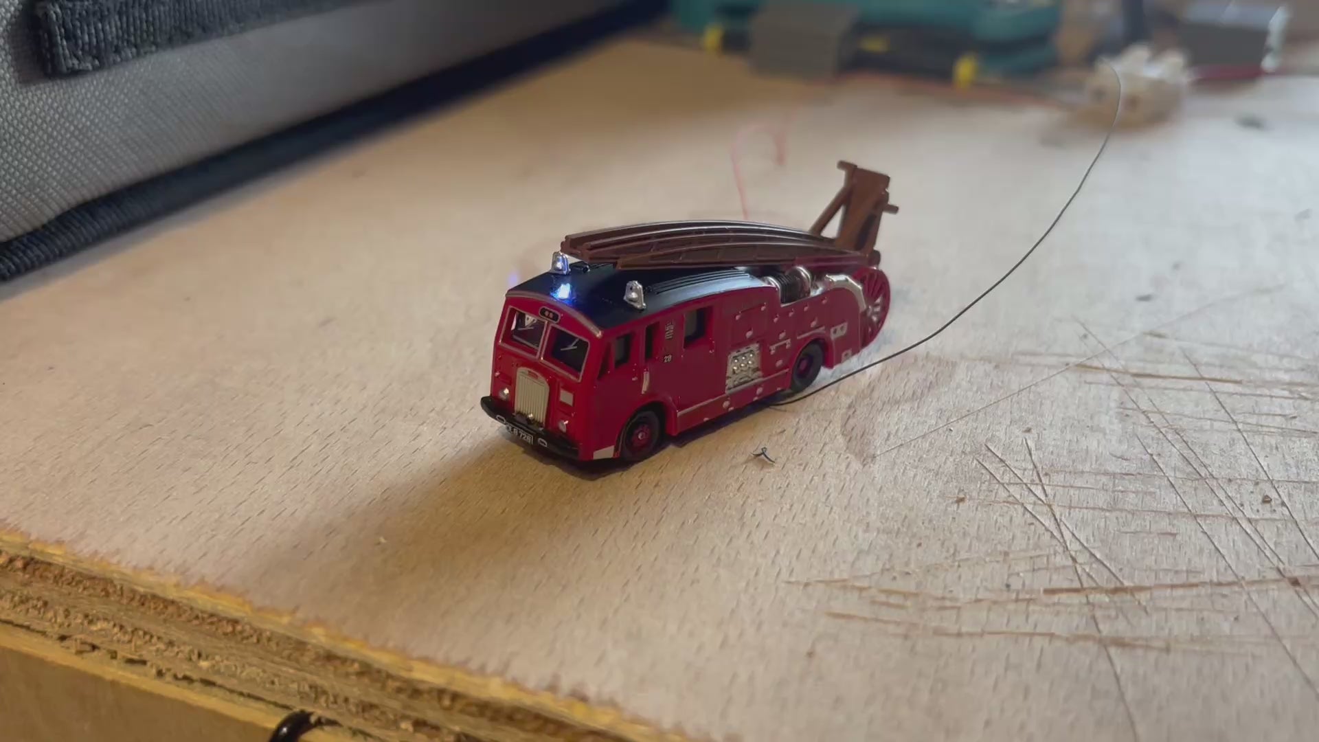 1:120 scale Oxford diecast Dennis fire appliance 1949